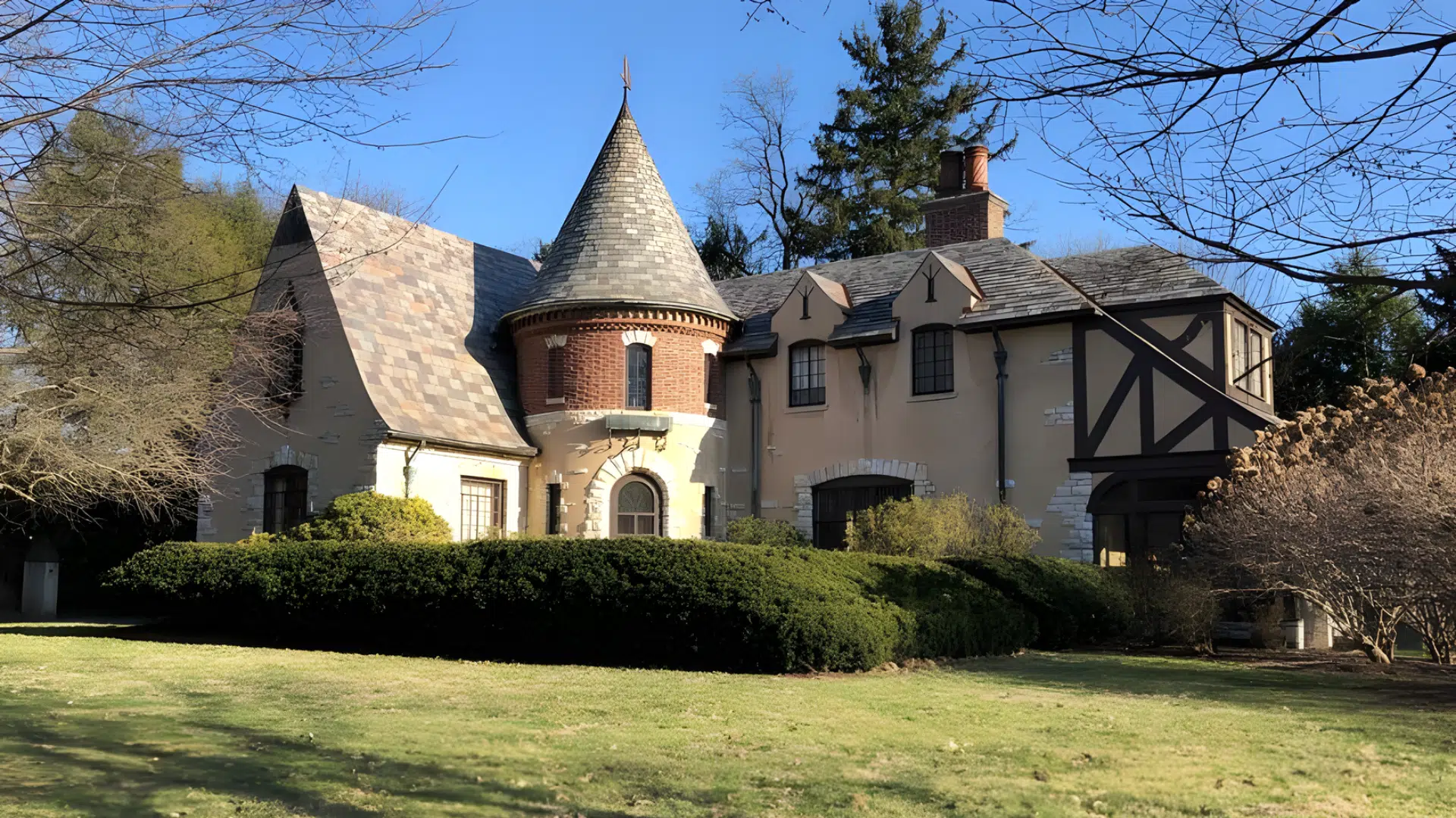 rounded tower elements