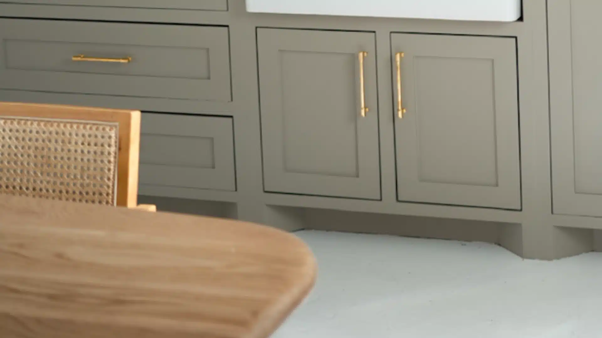 sherwin-williams-cabinet-paint
